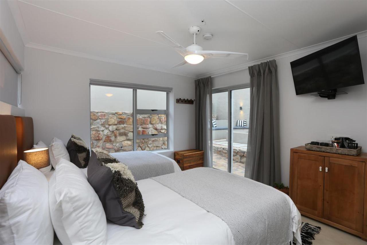 The Lookout Guest House Мозел Бей Стая снимка